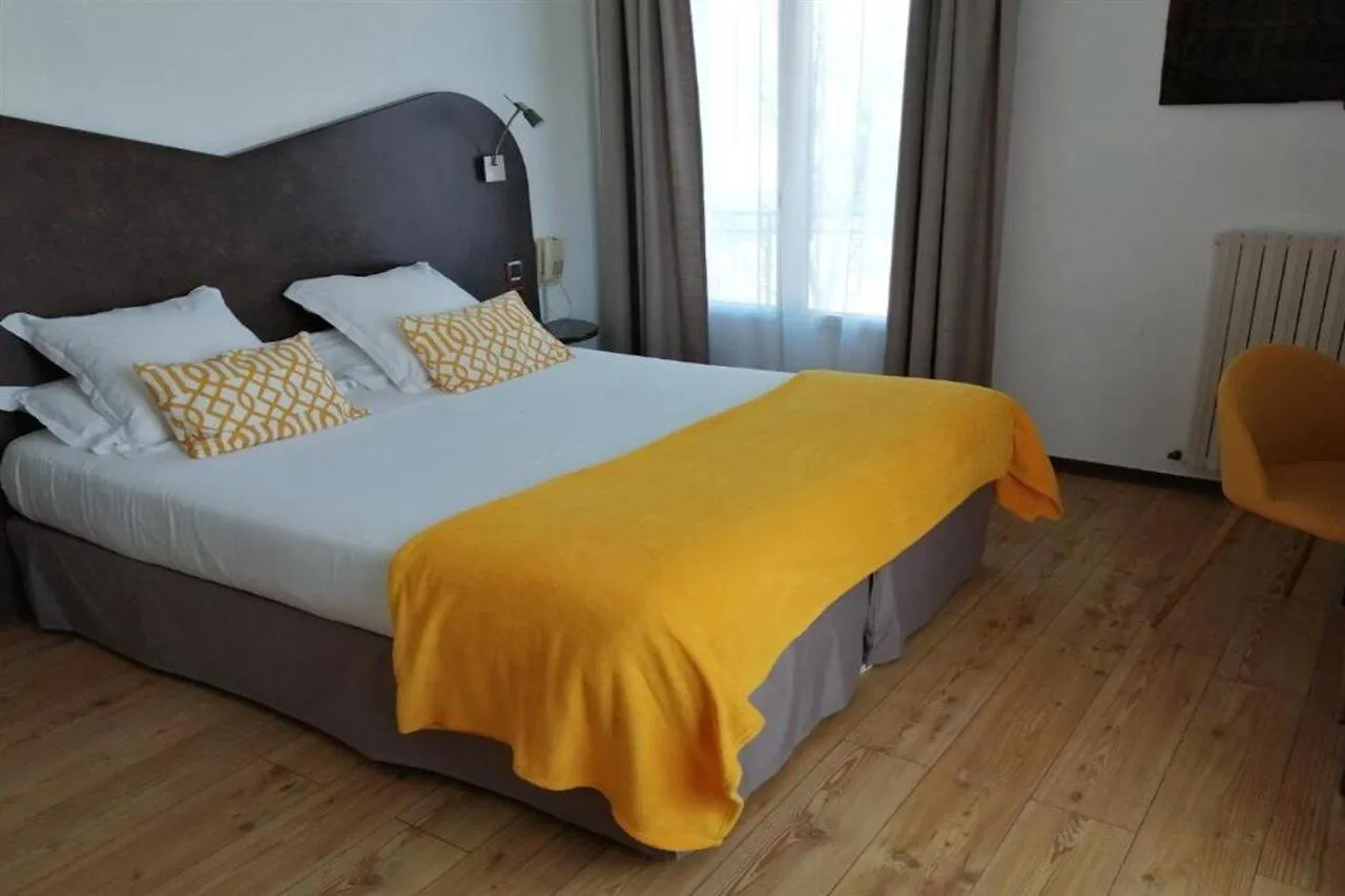 The Originals City Hotel L Iroko Aix Les Bains Grand Port Aix-les-Bains 3*,  France